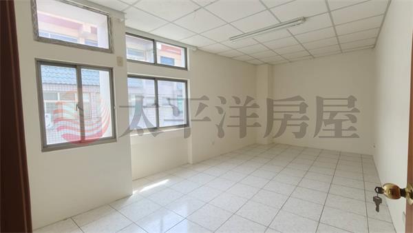 信義學區邊間地47坪豪店墅,彰化縣彰化市崙平南路